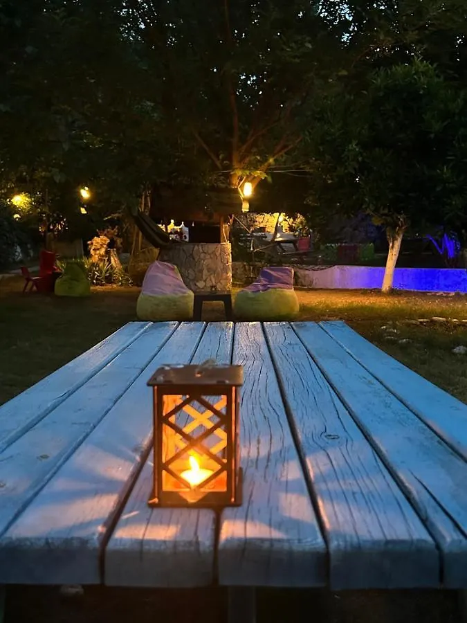 Sakliderebutikotel Edremit  Otel