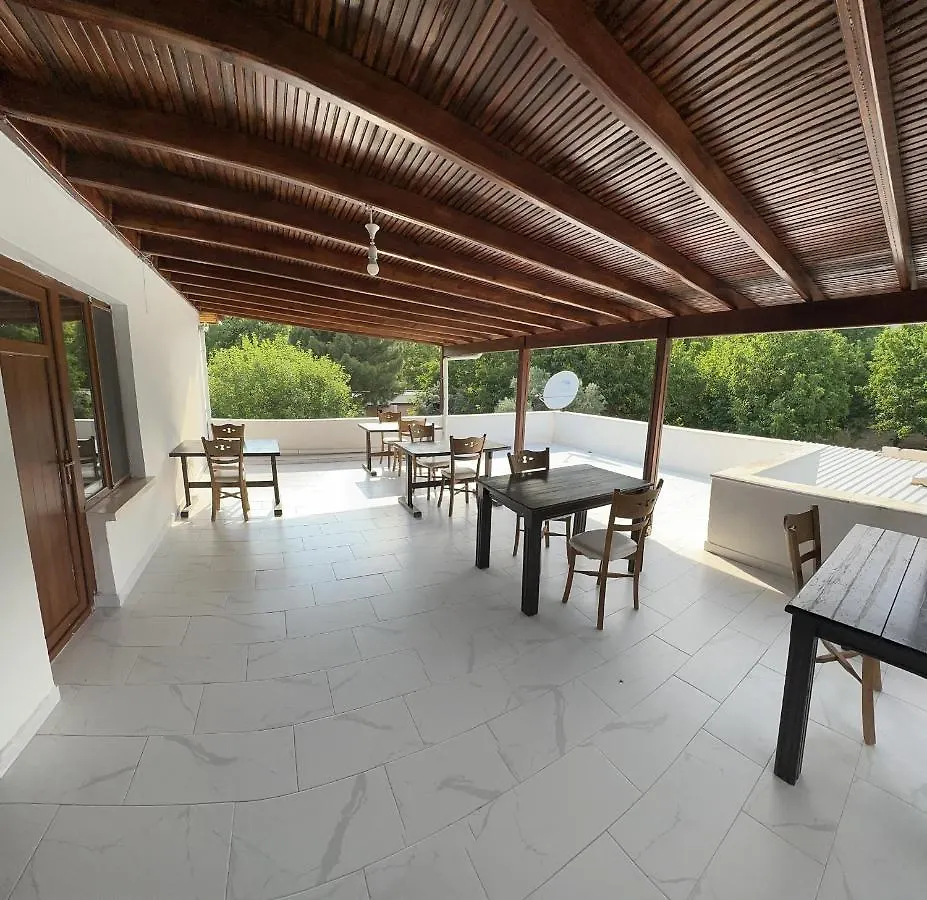 Sakliderebutikotel Edremit  Edremit (Balikesir)