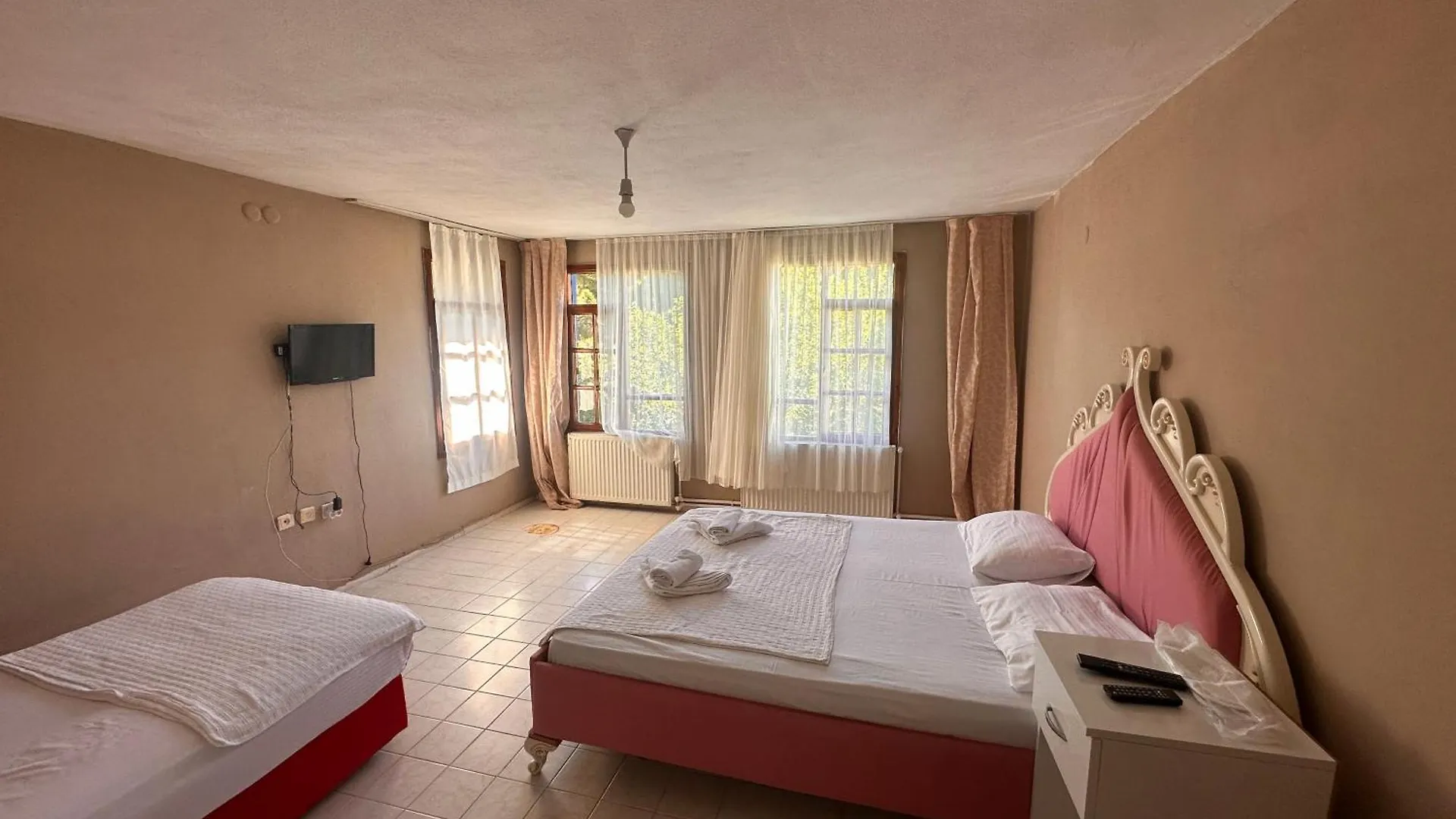 Sakliderebutikotel Edremit  Hotel Edremit (Balikesir)