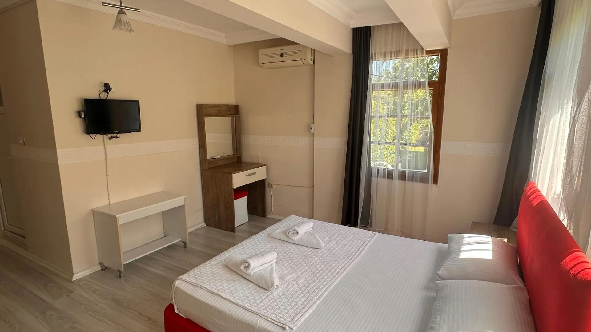 Hotel Sakliderebutikotel Edremit